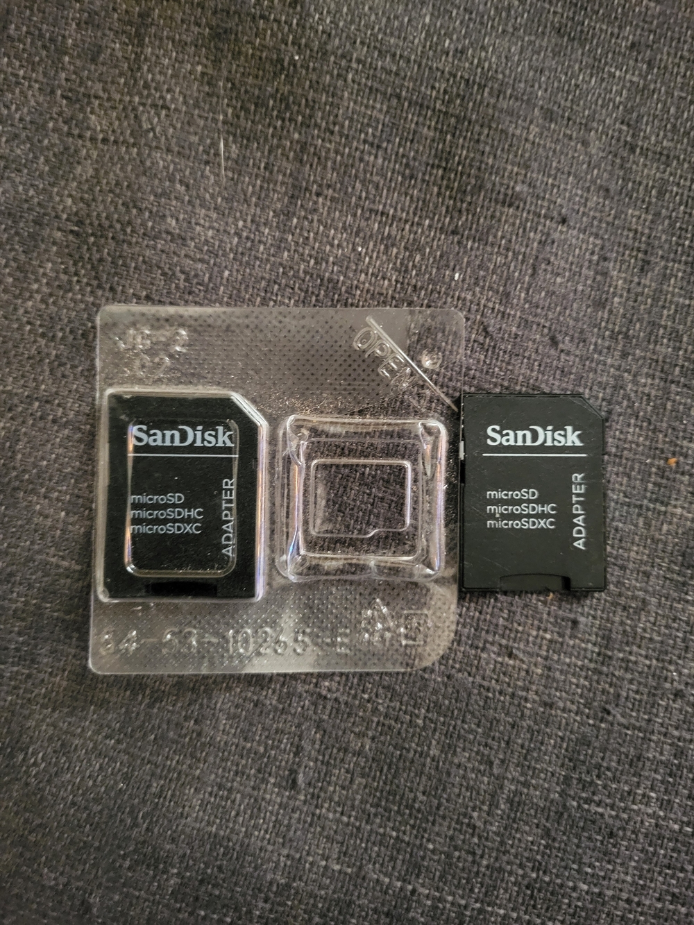 Andis Black microSD to SD Card Adapter - Pack of 2